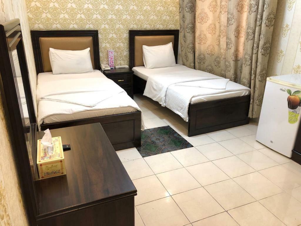 Tvs Hotel Dubai Eksteriør bilde